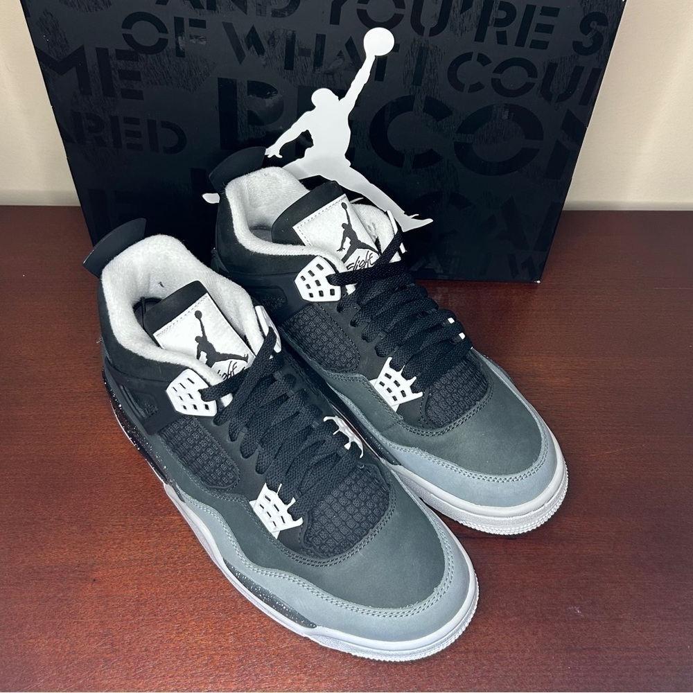 SOLD Jordan | Nike Air Jordan 4 Retro Fear 2024 (8 Men's / 9.5 Women's) - Picture 3 of 12